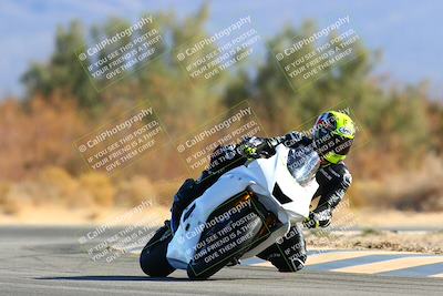 media/Jan-08-2022-SoCal Trackdays (Sat) [[1ec2777125]]/Turn 7 (1035am)/